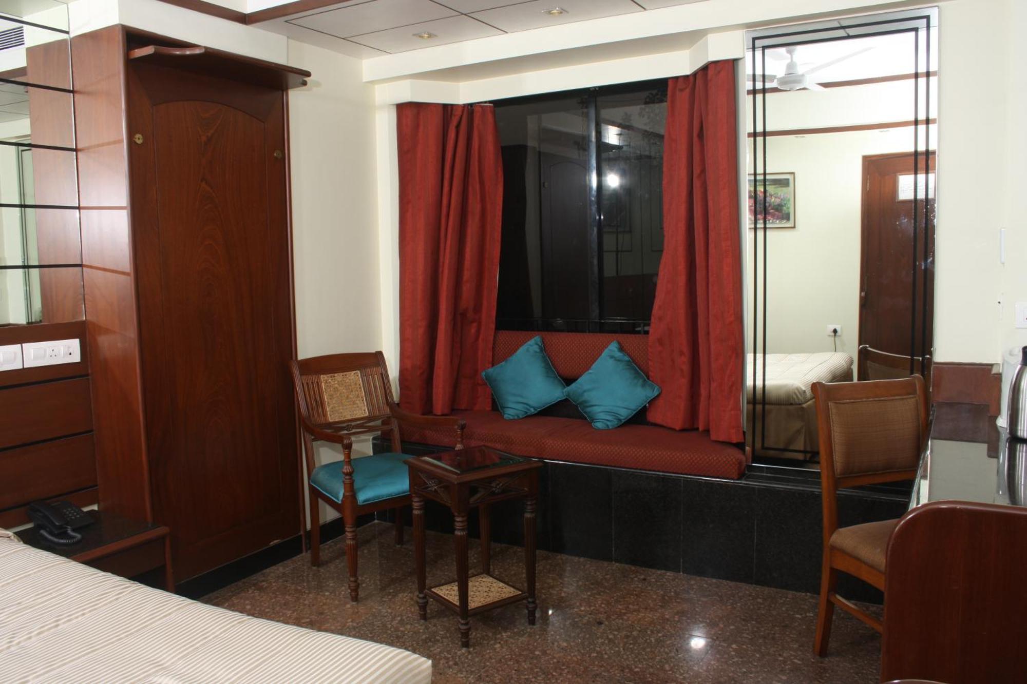מומביי Hotel Karl Residency מראה חיצוני תמונה