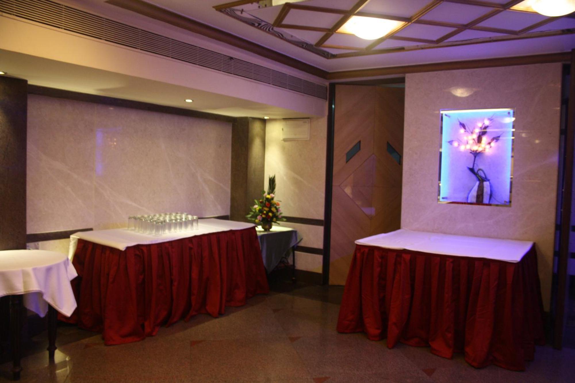 מומביי Hotel Karl Residency מראה חיצוני תמונה