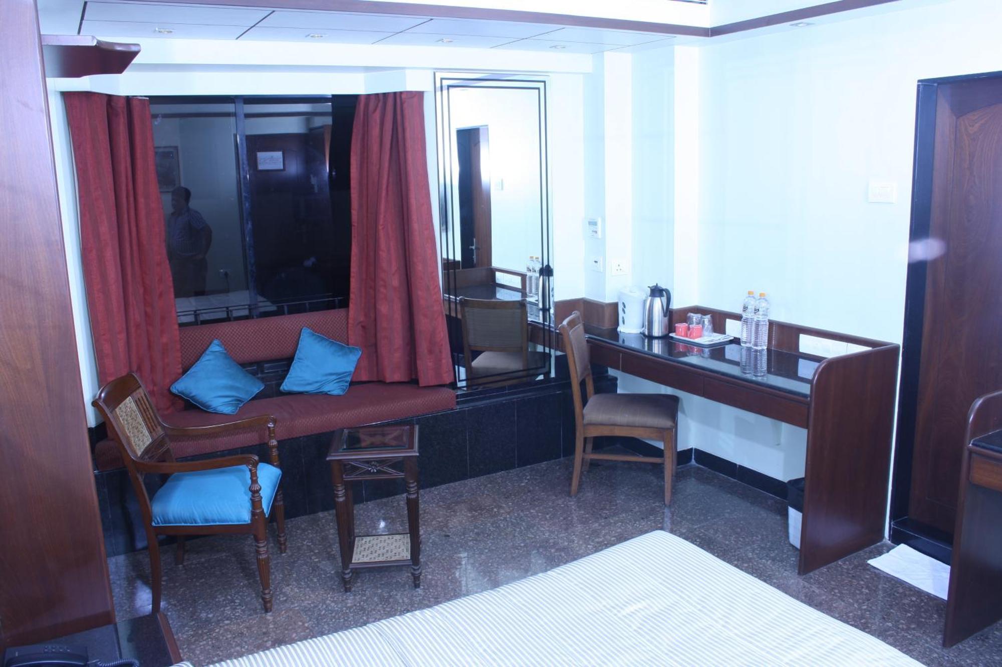 מומביי Hotel Karl Residency מראה חיצוני תמונה