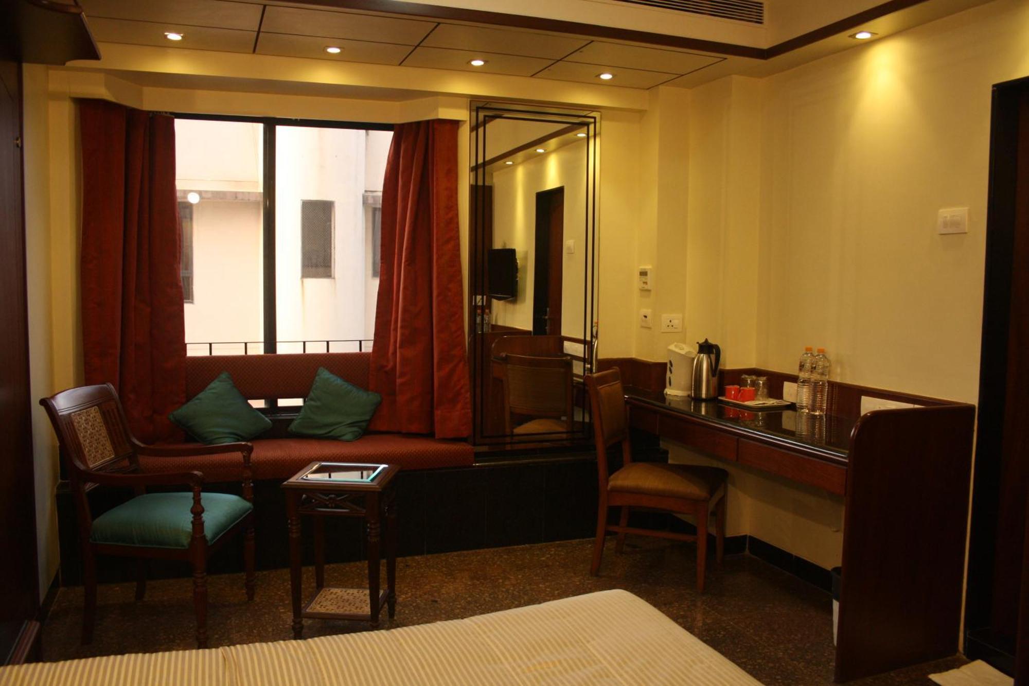 מומביי Hotel Karl Residency מראה חיצוני תמונה