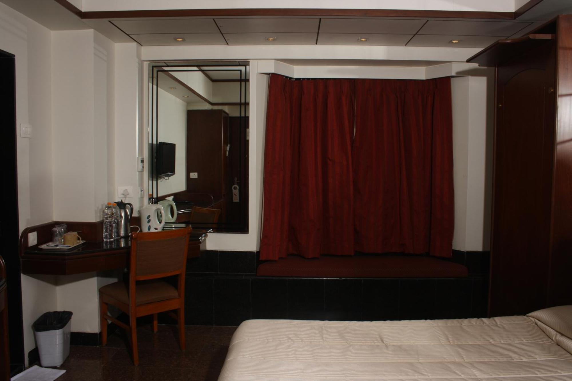מומביי Hotel Karl Residency מראה חיצוני תמונה